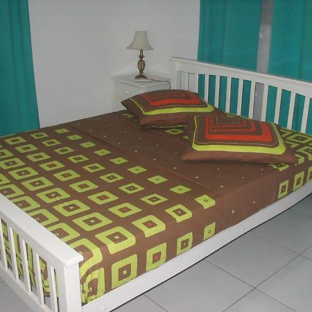 Appartement Petit Paradis à Morne la Valeur Extérieur photo