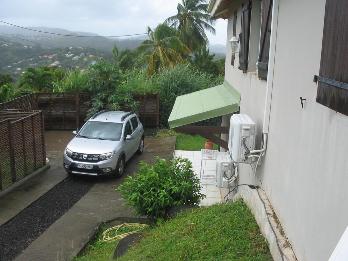 Appartement Petit Paradis à Morne la Valeur Extérieur photo